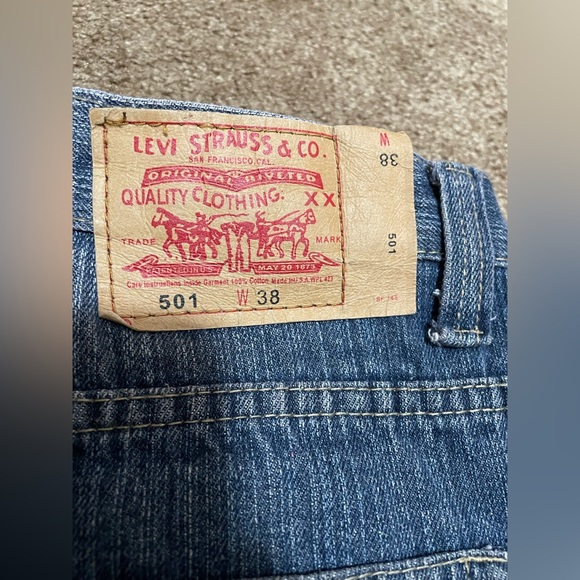 DOPE VINTAGE LEVI’S 501 BUTTON FLY BAGGY LOOSE JEAN SHORTS 90s RAP STYLE 36/38 W - Picture 3 of 16